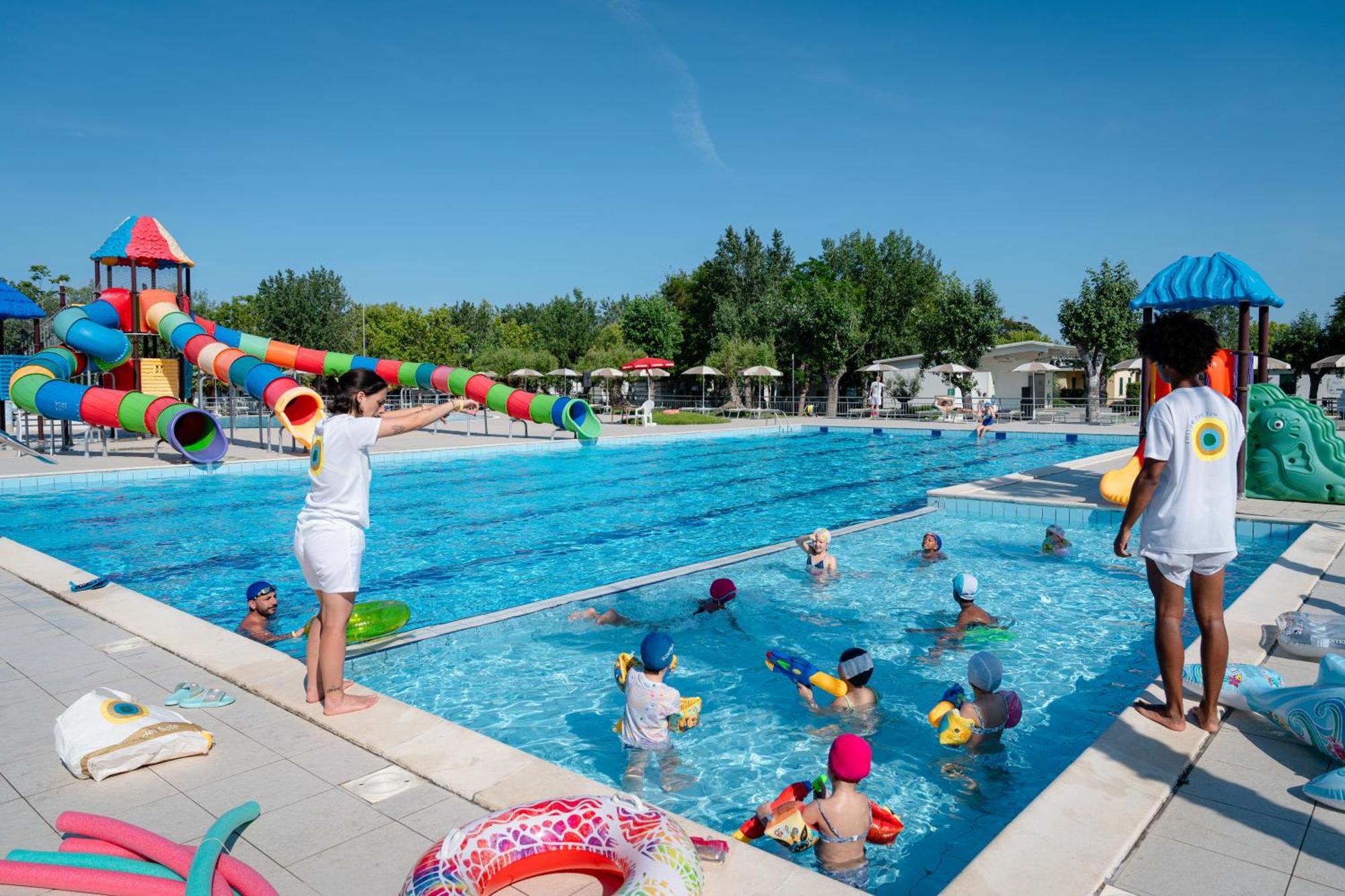 Hotel Club Del Sole Stork Family Collection Giulianova Esterno foto